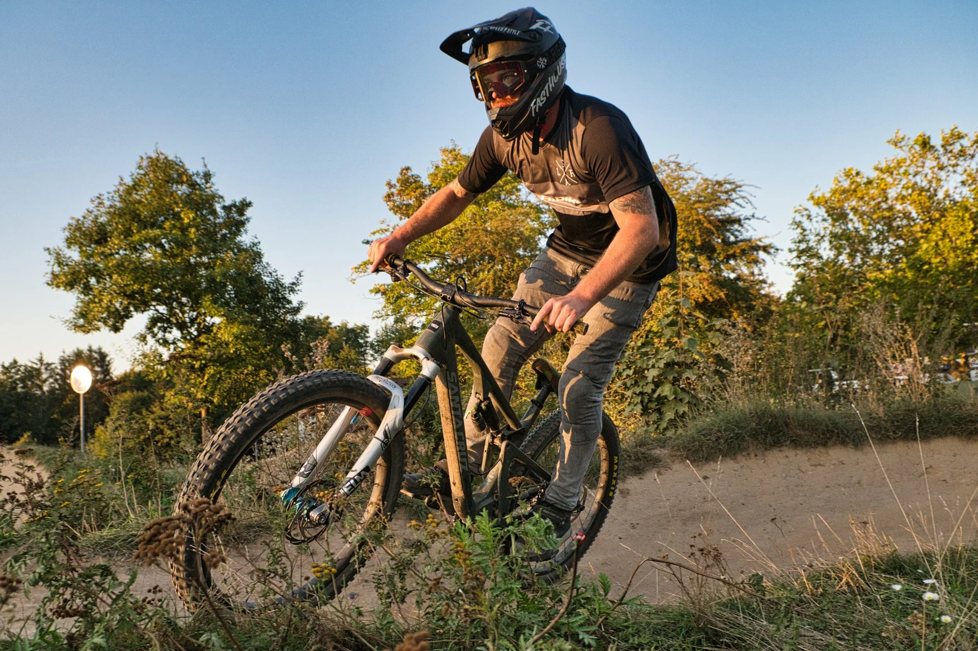 Korte cykeltrøjer Salg -Korte cykeltrøjer Salg 119675592 3558547590842915 8565188063317817403 n